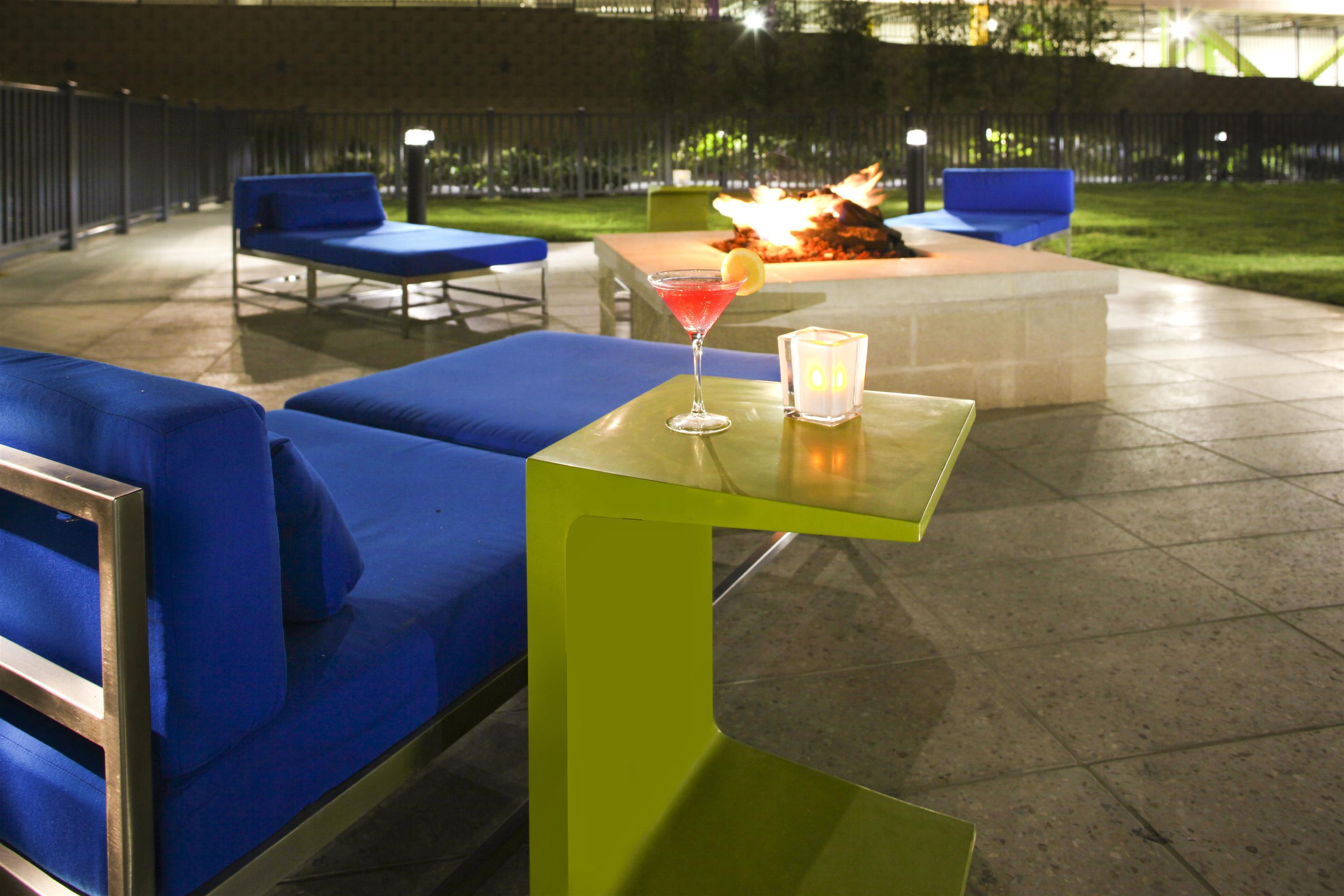 Готель Aloft San Antonio Airport Екстер'єр фото