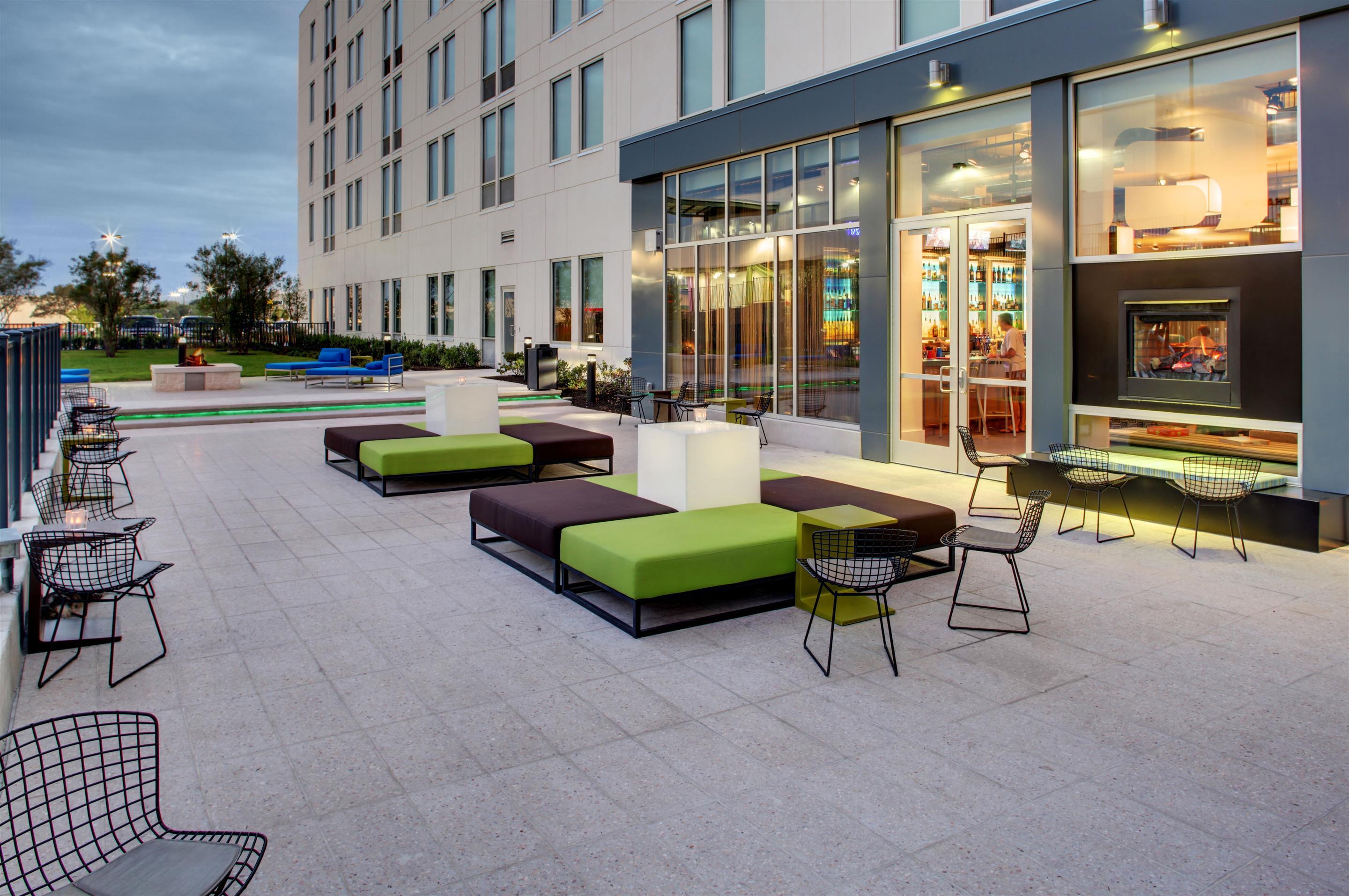 Готель Aloft San Antonio Airport Екстер'єр фото