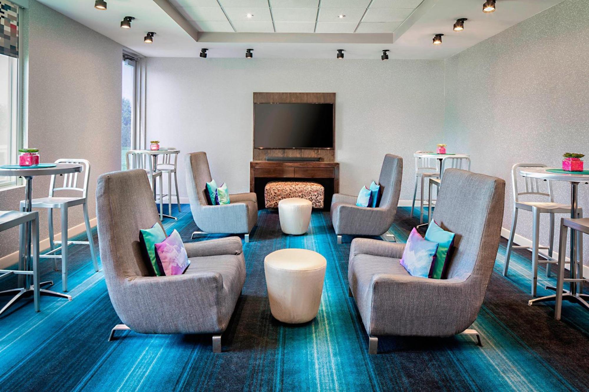 Готель Aloft San Antonio Airport Екстер'єр фото