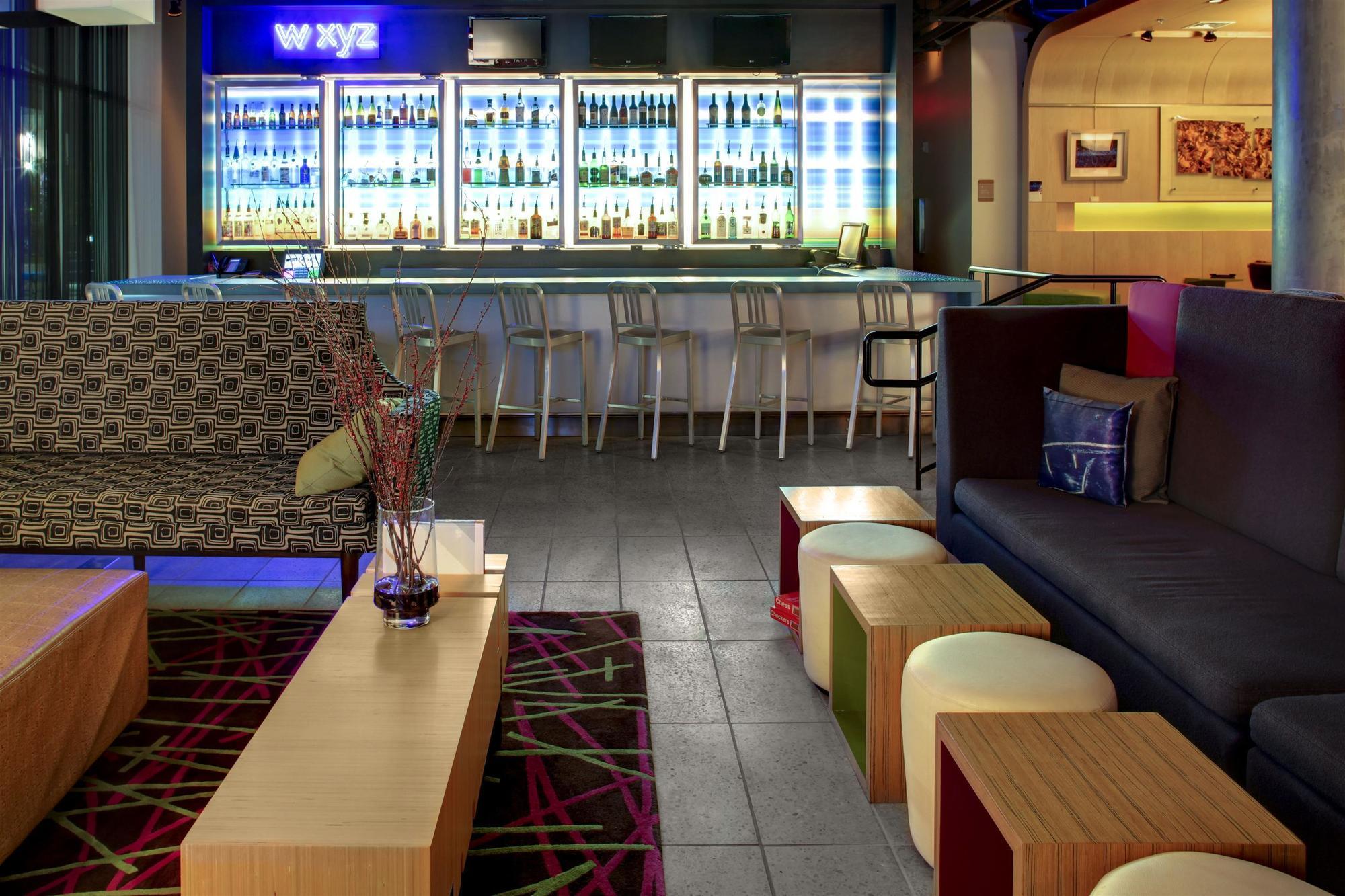 Готель Aloft San Antonio Airport Екстер'єр фото