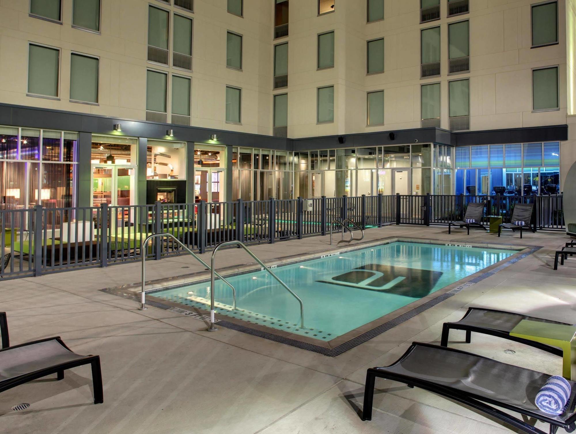 Готель Aloft San Antonio Airport Екстер'єр фото